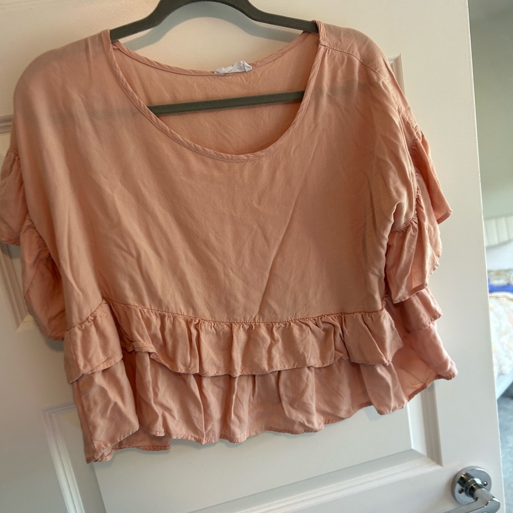 Vestique Cropped Top